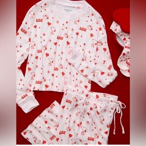 American Eagle AE Snoopy Valentine's Day Plush Pants PJ Set size XL New*